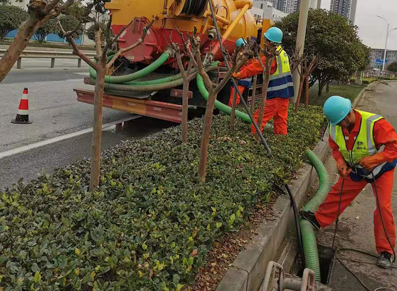 高埗镇市政管道清淤